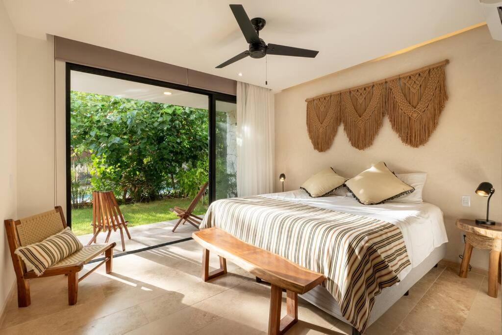 Apartment Brand New Pool Side 2br Private Concierge