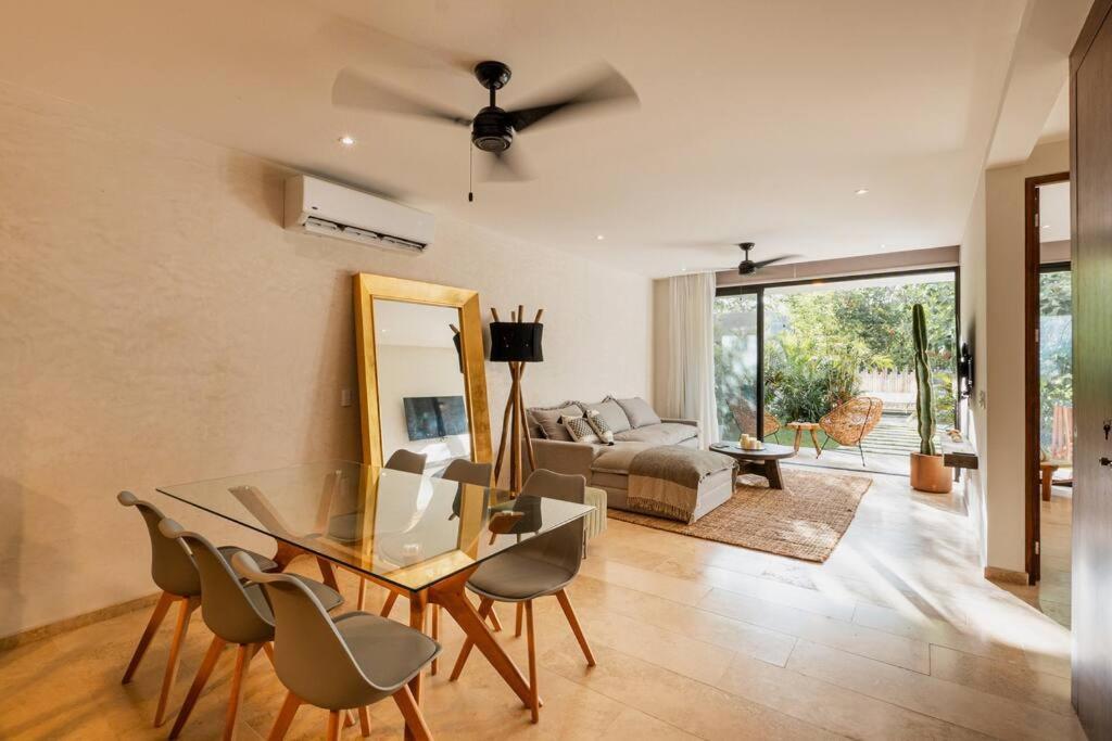 Brand New Pool Side 2br Private Concierge